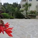 Anchor Stari Grad (Hvar)