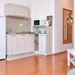 Anchor Apartment