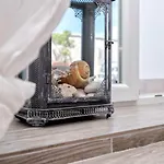 Anchor Apartment